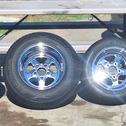 Star racing 15"-14" Staggered  5x4.75 $500