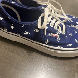 Dodger Vans 