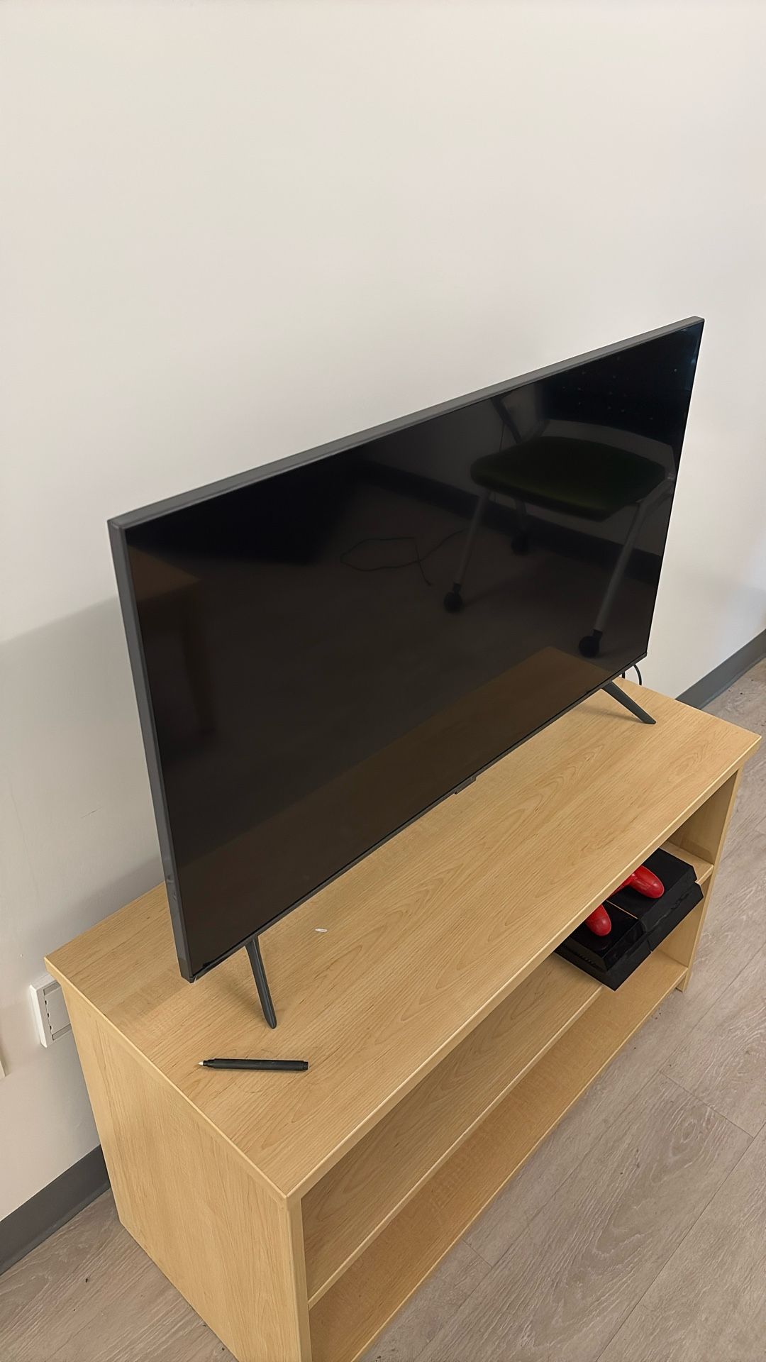 32 Inch Smart TV