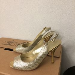NINE WEST WOMEN‘S SPECIAL OCCASIONS HIGH HEELS! Size 7.5