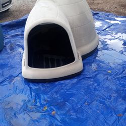 Pet mate Indigo Dog House