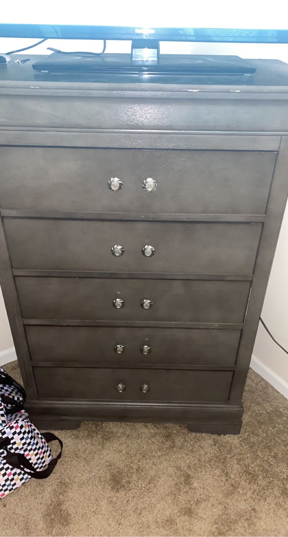 Grey 5 Drawer Dresser 