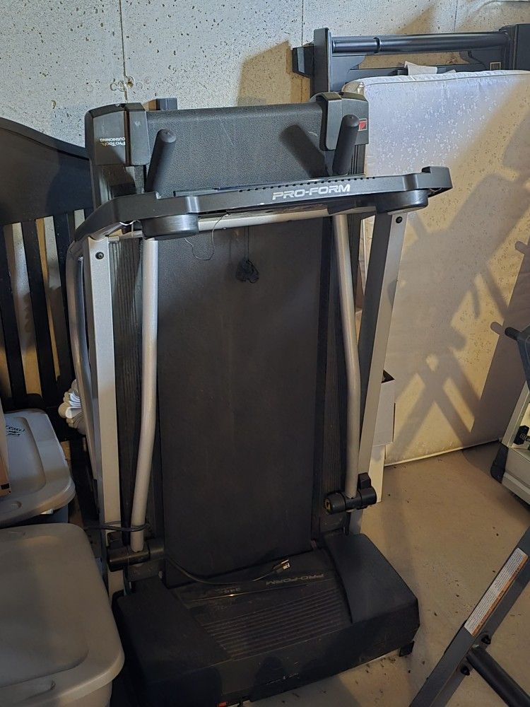 Treadmill 30$