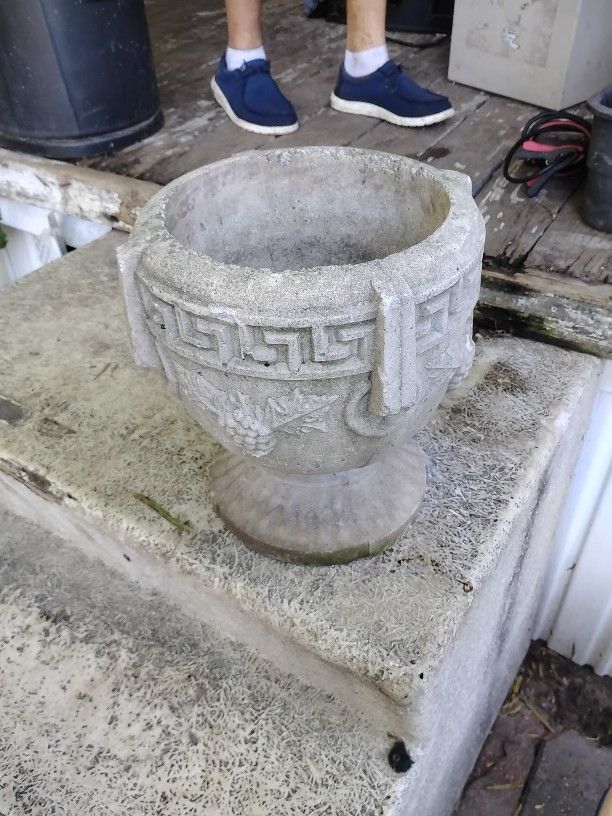 Grekin Concrete Antique Flower Planter