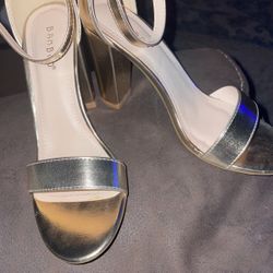  Cute Gold Strappy Heels 