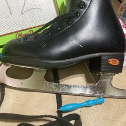 Figure Ice Skates Boys Size 12 RIEDELL 