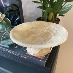 White Onyx Catchall