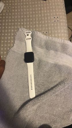 Apple Watch series 4 with White Sport Band