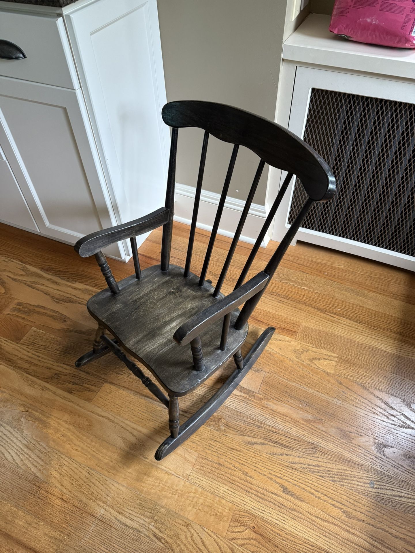 Kid’s Rocking Chair