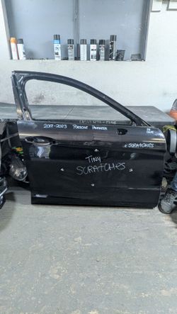 2017-2018-2019- 2020-2021- 2022-2023 PORSCHE PANAMERA FRONT RIGHT DOOR OEM USED #10492