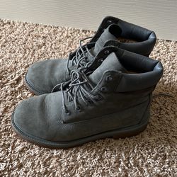 Grey timberlands