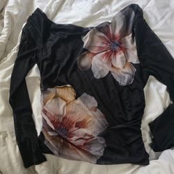 New H&M Sheer womans top