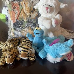 Stuffed Animals & Pillow 