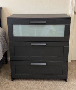 Black 3-Drawer Dresser with Frosted Glass