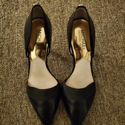 Michael Kors Pointy Toe Heels 
