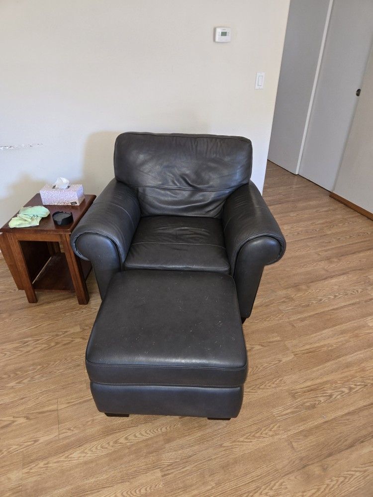 Leather Chair With Ottoman