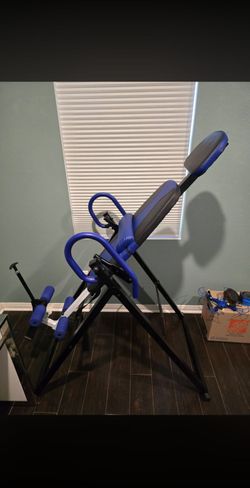 Fitness inversion table