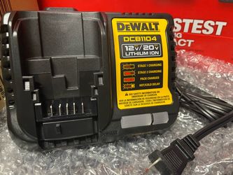 DEWALT 20v - 12v CHARGER 4 AMP  #DCB1104  brand new out the box never used