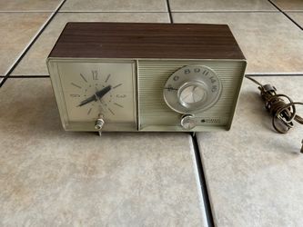Vintage Clock 