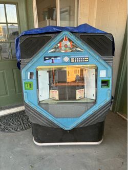 Rowe Model 100J CD Jukebox – Works Great (No CDs Included)