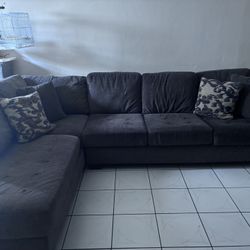 Free Couch 