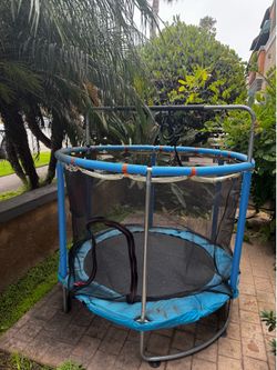 Trampoline