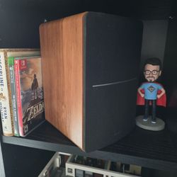 Edifier R1280Ts Powered Bookshelf Speakers