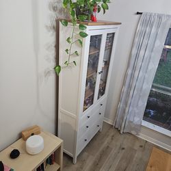 IKEA HEMNES	Glass-door Cabinet