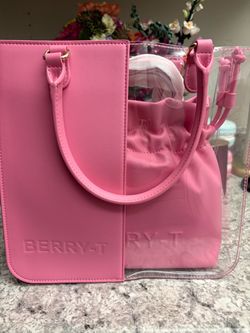 BRAND NEW Original BERRY-T Strawberry Tote