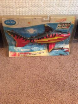 SWIM WAYS RAINBOW REEF BATTLE SHARK