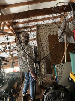 big fish net halibut, coho  or mermaids 33" across !