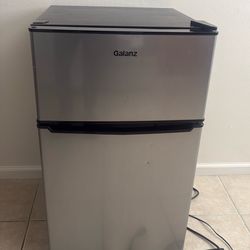 Large size mini fridge