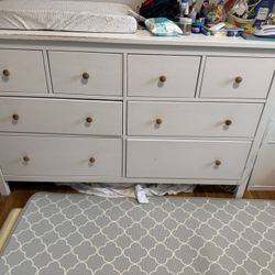 Hemnes dresser AS IS