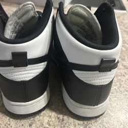 Men’s Tennis Shoes