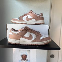 Wmns Nike Dunk Rose Whisper Size 11.5
