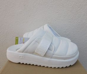 Brand New With Tag Ugg Maxxer Strap Slide For Men RARE ASICS SALOMON HOKA NEW BALANCE RUNNING SHOES SEE REST OF MY OFFERS