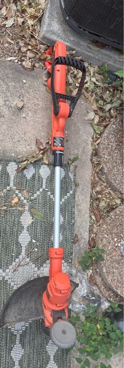 Black & Decker  String Trimmer