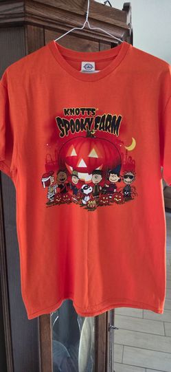 2019 Knotts halloween t-shirt
