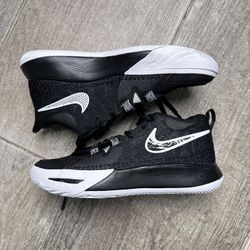 Kyrie Flytrap VI (GS) Basketball Shoes