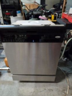 Dish washer