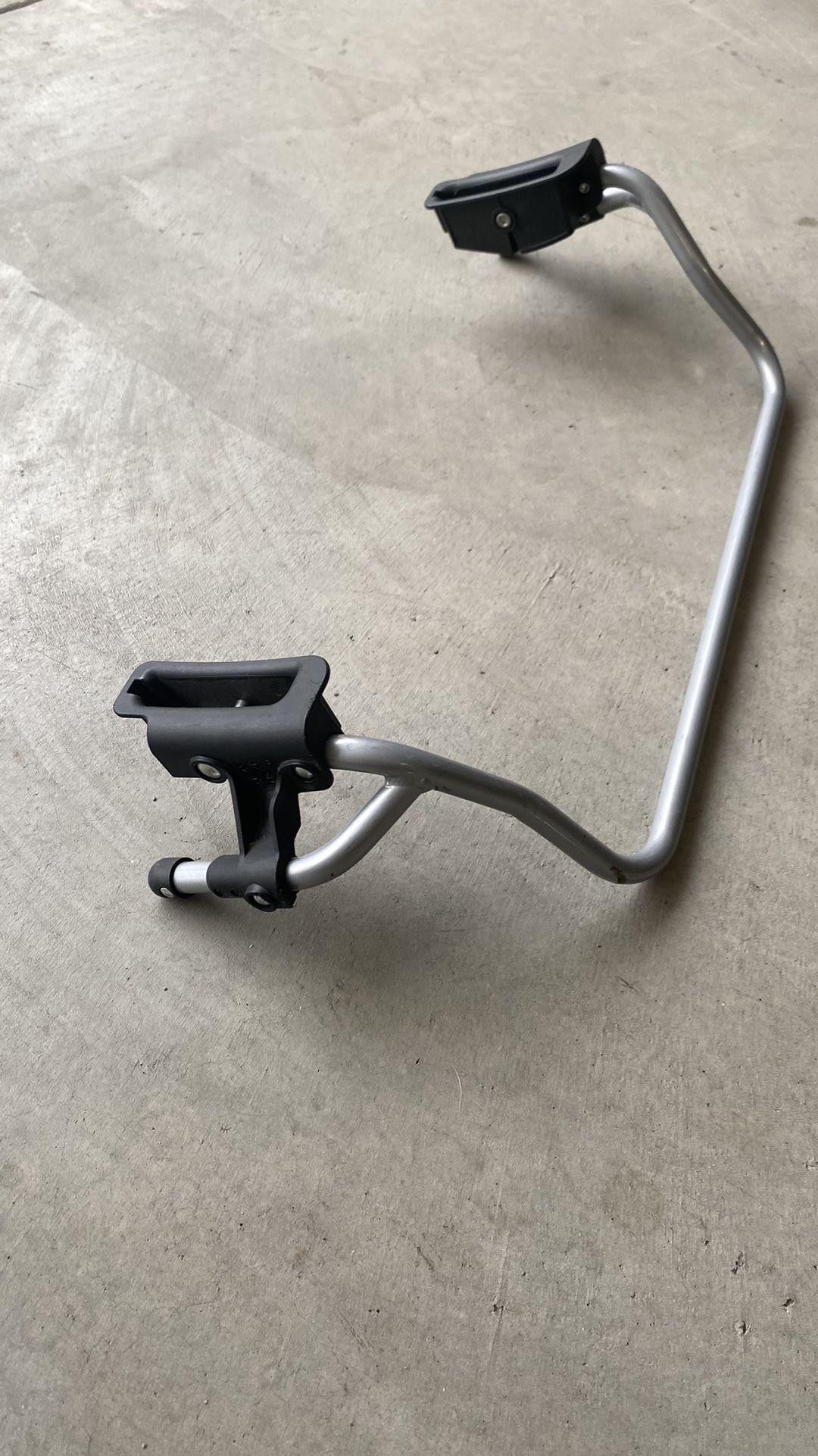 BOB stroller Adaptor for Car Seat (Britax)(Chicco)