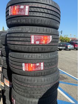 Vendo 235/40/R19 Nuevas las 4 llantas Supermax Por $360