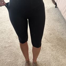 2 Pairs (M) HALARA Black Leggings 
