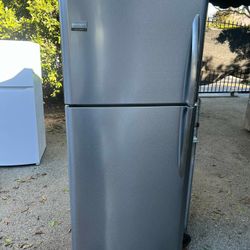 Refrigerator Top Freezer 