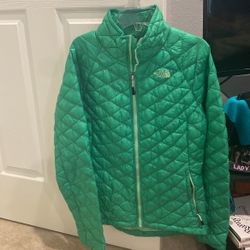Small Northface Windbreaker/ Rain Jacket 
