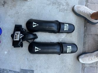 TITLE & Tiger Claw Martial Arts Sparring Gear Set