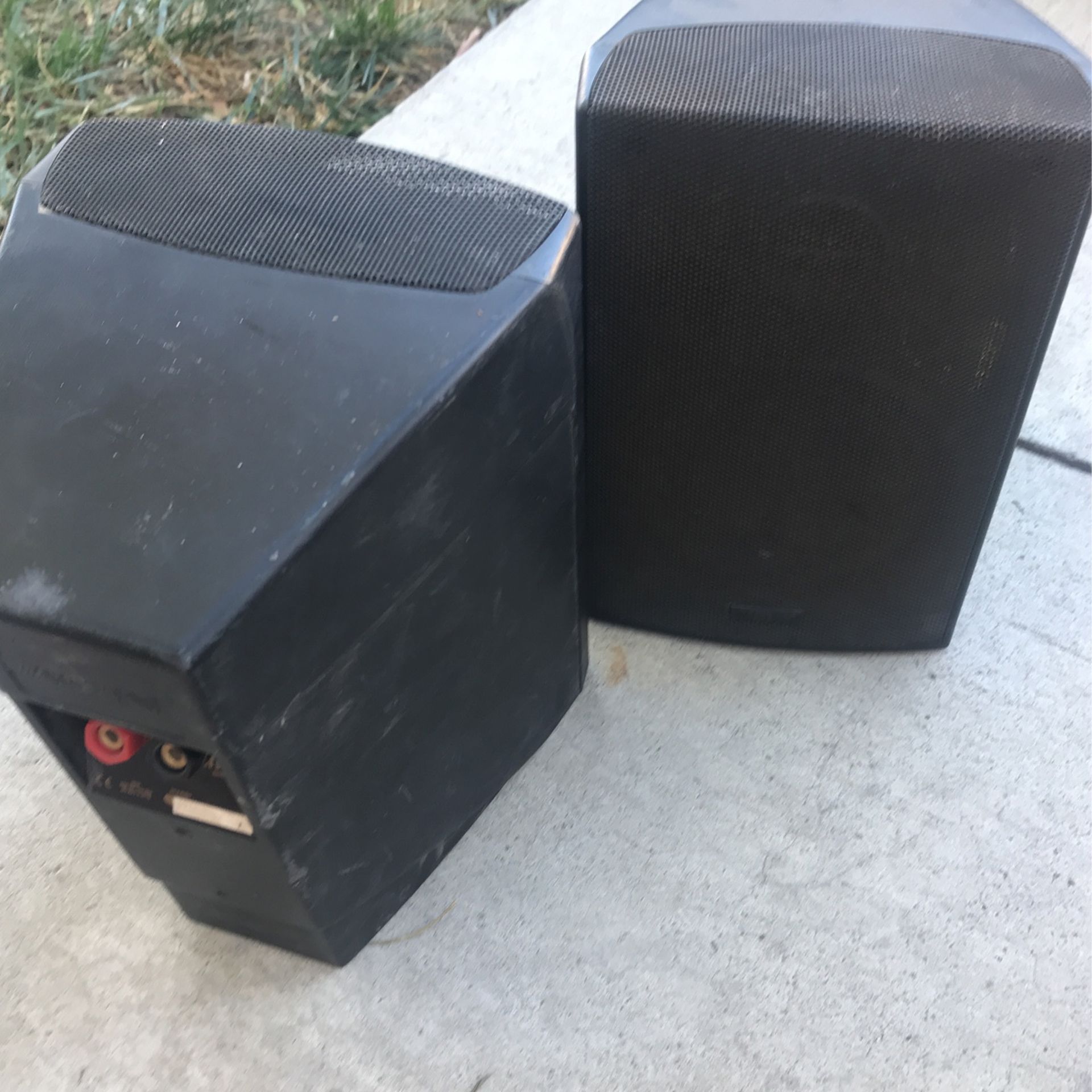 Advent Speakers Outdoor/Indoor