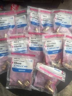 Uponor ProPEX LF Brass 90-Degree Elbow 1/2" PEX x 1/2" MIP – Lot of 12