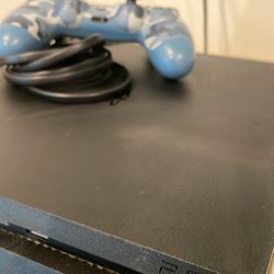 PS4 and Controller