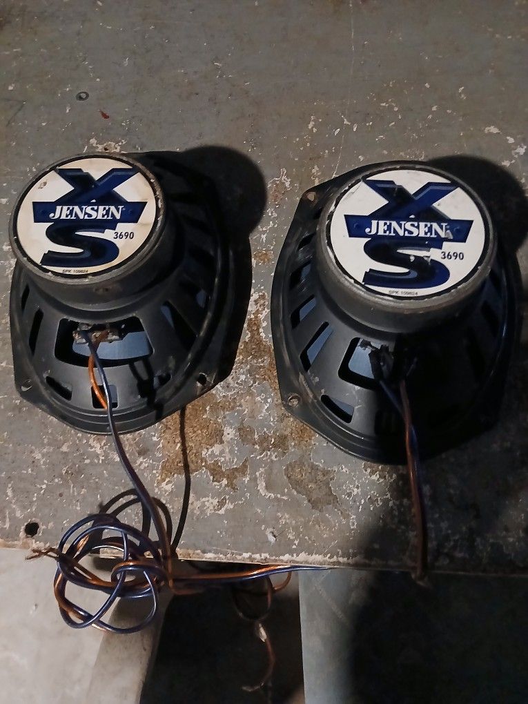 Jensen 3-way 6x9's